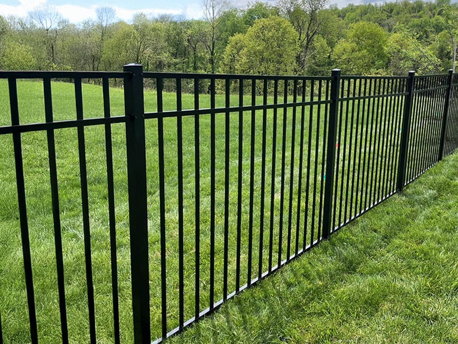 Aluminum fence company in Western PA