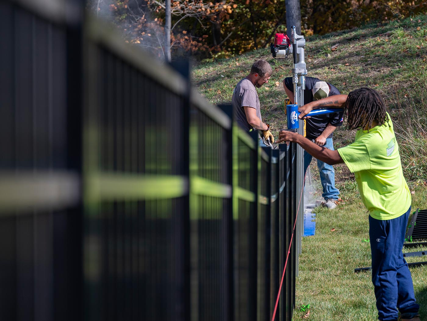 Aluminum fence professional installation company